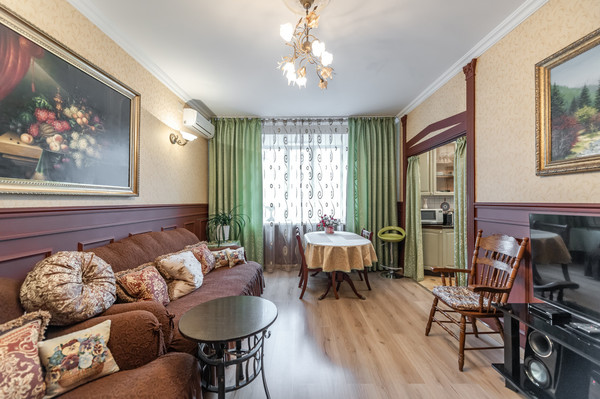 Продам многокомнатную квартиру, Малый Каретный пер, 17к2, Москва г