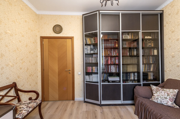 Продам многокомнатную квартиру, Малый Каретный пер, 17к2, Москва г