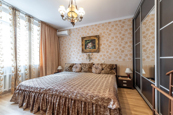 Продам многокомнатную квартиру, Малый Каретный пер, 17к2, Москва г