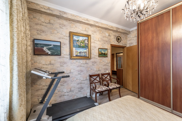 Продам многокомнатную квартиру, Малый Каретный пер, 17к2, Москва г
