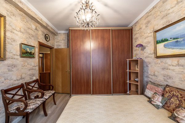Продам многокомнатную квартиру, Малый Каретный пер, 17к2, Москва г