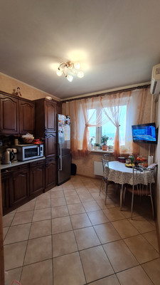 Продам двухкомнатную (2-комн.) квартиру, Братиславская ул, 34к1, Москва г