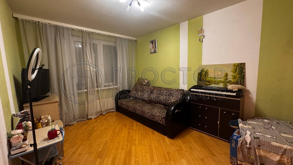 Продам однокомнатную (1-комн.) квартиру, Чертановская ул, 13, Москва г