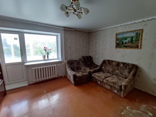 Продам однокомнатную (1-комн.) квартиру, Космонавтов ул, 10, Великий Новгород г