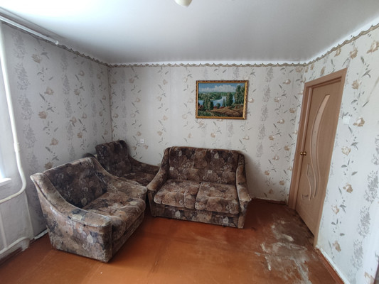 Продам однокомнатную (1-комн.) квартиру, Космонавтов ул, 10, Великий Новгород г