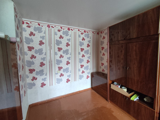 Продам однокомнатную (1-комн.) квартиру, Космонавтов ул, 10, Великий Новгород г