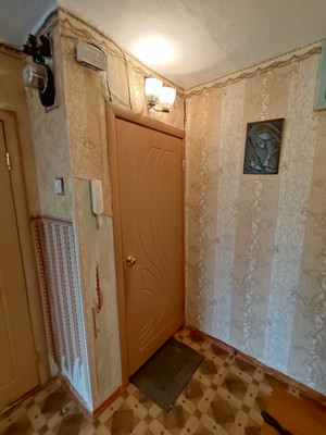 Продам однокомнатную (1-комн.) квартиру, Космонавтов ул, 10, Великий Новгород г