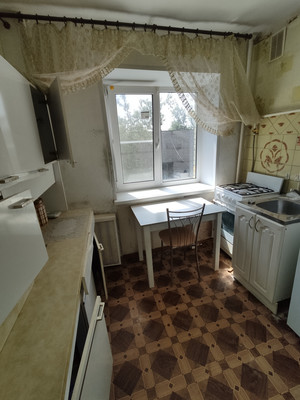 Продам однокомнатную (1-комн.) квартиру, Космонавтов ул, 10, Великий Новгород г