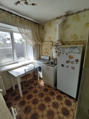 Продам однокомнатную (1-комн.) квартиру, Космонавтов ул, 10, Великий Новгород г