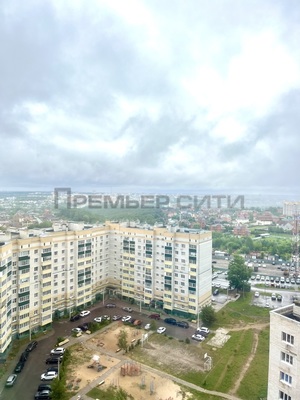 Продам однокомнатную (1-комн.) квартиру, Сиреневый б-р, 12, Калуга г