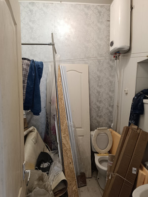 Продам двухкомнатную (2-комн.) квартиру, Нижнегоспитальная ул, 2, Симферополь г
