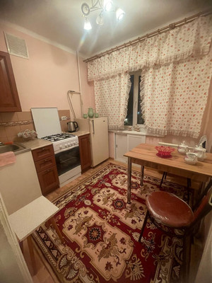 Сдам двухкомнатную (2-комн.) квартиру, Горького ул, 7/11, Малино рп