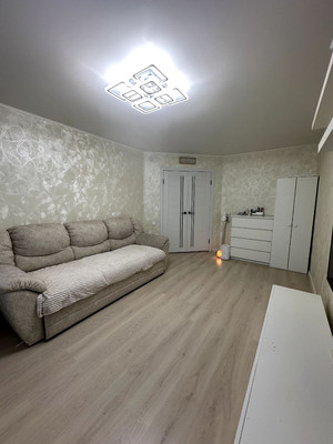 Продам однокомнатную (1-комн.) квартиру, Чингиза Айтматова ул, 7, Казань г