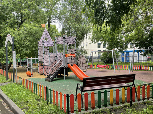 Продам однокомнатную (1-комн.) квартиру, Высокая ул, 17, Москва г