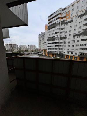 Продам трехкомнатную (3-комн.) квартиру, Тихоокеанская ул, 18к4, Парголово п
