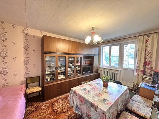 Продам трехкомнатную (3-комн.) квартиру, Внуковский мкр, 11, Дмитров г