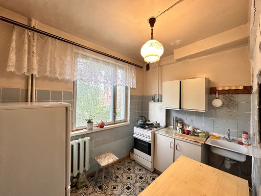 Продам трехкомнатную (3-комн.) квартиру, Внуковский мкр, 11, Дмитров г