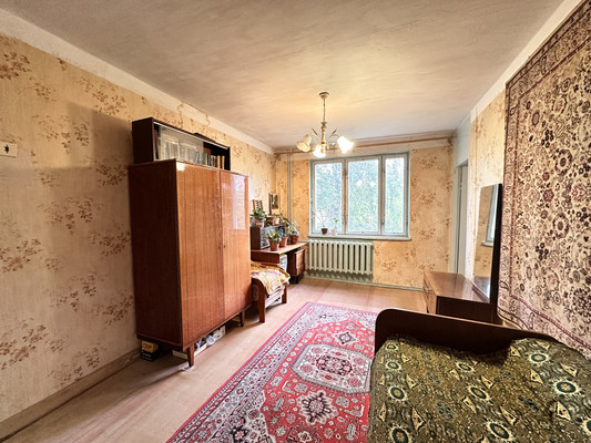 Продам трехкомнатную (3-комн.) квартиру, Внуковский мкр, 11, Дмитров г