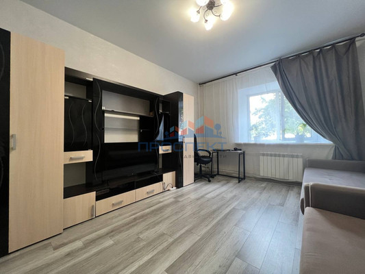 Продам трехкомнатную (3-комн.) квартиру, Чайковского ул, 2/11, Ступино г