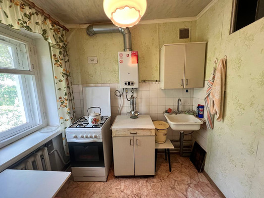 Продам двухкомнатную (2-комн.) квартиру, Мира (Ожерелье мкр.) ул, 3, Кашира г