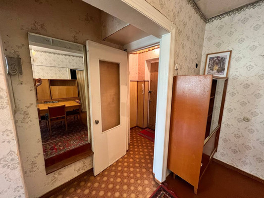 Продам двухкомнатную (2-комн.) квартиру, Мира (Ожерелье мкр.) ул, 3, Кашира г