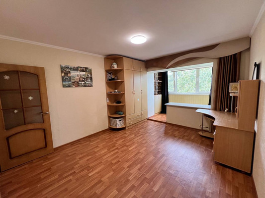 Продам двухкомнатную (2-комн.) квартиру, Мира ул, 7, Ивановское с