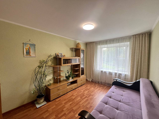 Продам двухкомнатную (2-комн.) квартиру, Мира ул, 7, Ивановское с