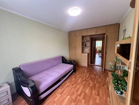 Продам двухкомнатную (2-комн.) квартиру, Мира ул, 7, Ивановское с