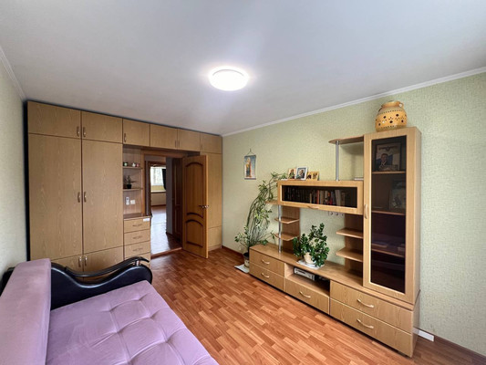Продам двухкомнатную (2-комн.) квартиру, Мира ул, 7, Ивановское с