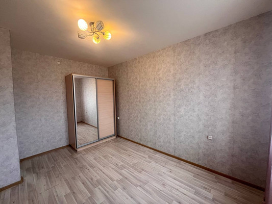 Продам двухкомнатную (2-комн.) квартиру, Новоселов ул, 4, Алфимово д