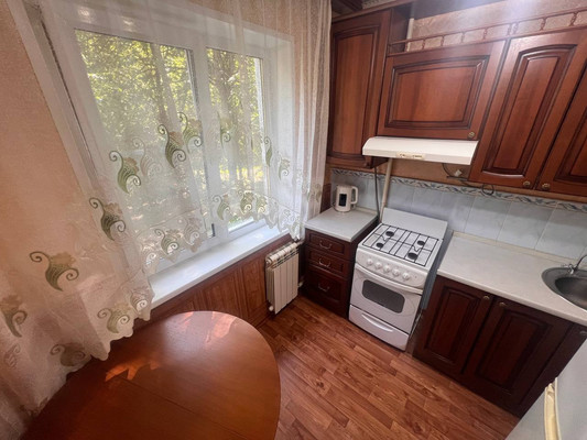 Продам двухкомнатную (2-комн.) квартиру, Первомайская ул, 55/54, Хатунь с
