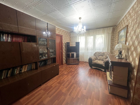 Продам двухкомнатную (2-комн.) квартиру, Первомайская ул, 55/54, Хатунь с