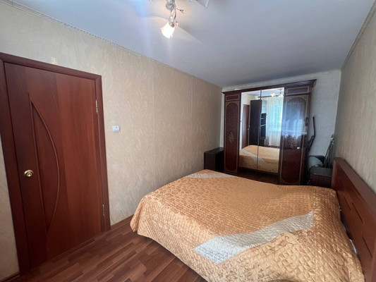 Продам двухкомнатную (2-комн.) квартиру, Первомайская ул, 55/54, Хатунь с