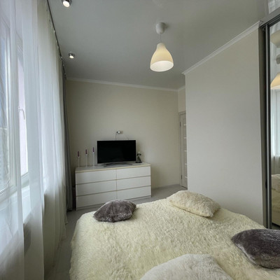 Продам двухкомнатную (2-комн.) квартиру, Еременко ул, 95к30, Ростов-на-Дону г