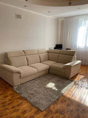 Продам двухкомнатную (2-комн.) квартиру, Стрелковая ул, 8а, Калининград г