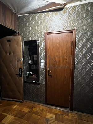 Продам однокомнатную (1-комн.) квартиру, Михневский проезд, 4, Москва г