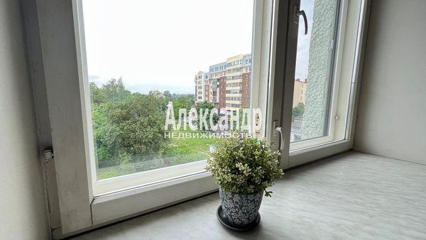 Продам двухкомнатную (2-комн.) квартиру, Ростовская ул, 5, Выборг г