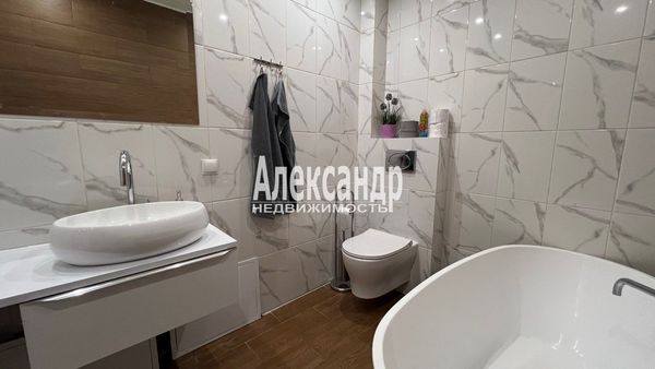 Продам двухкомнатную (2-комн.) квартиру, Ростовская ул, 5, Выборг г