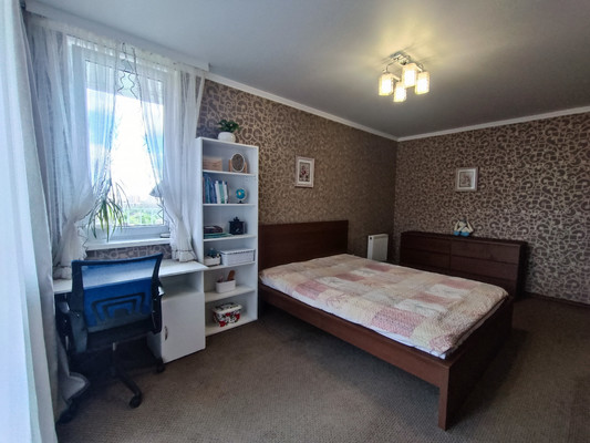 Продам трехкомнатную (3-комн.) квартиру, Византийская ул, 9, Краснодар г