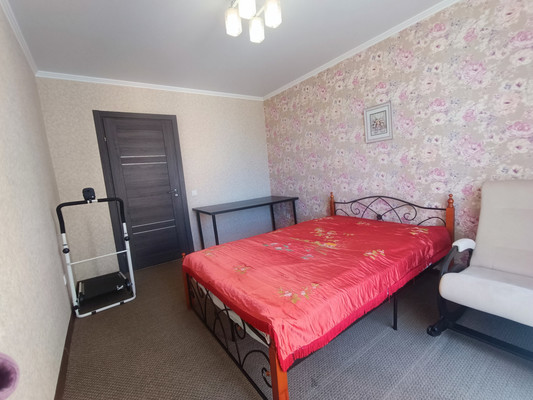 Продам трехкомнатную (3-комн.) квартиру, Византийская ул, 9, Краснодар г