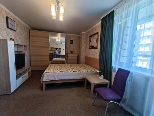 Продам трехкомнатную (3-комн.) квартиру, Византийская ул, 9, Краснодар г