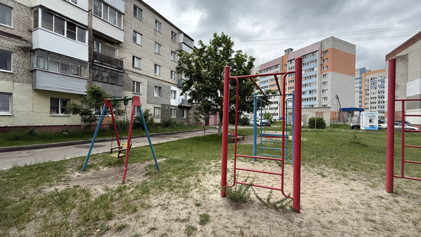 Продам двухкомнатную (2-комн.) квартиру, Тельмана ул, 90, Брянск г