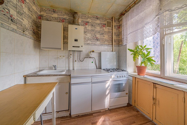 Продам трехкомнатную (3-комн.) квартиру, Циолковского ул, 16, Пенза г