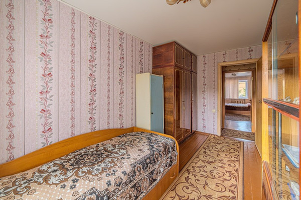 Продам трехкомнатную (3-комн.) квартиру, Циолковского ул, 16, Пенза г