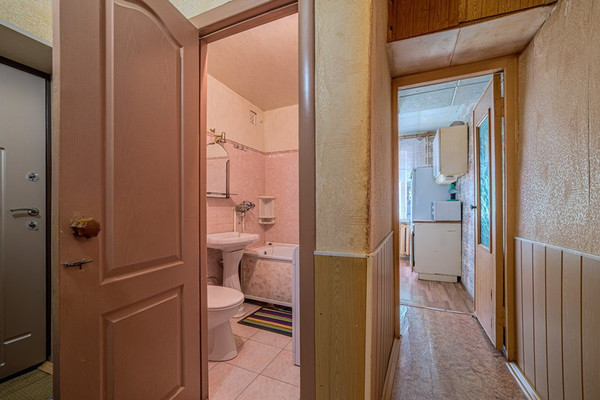 Продам трехкомнатную (3-комн.) квартиру, Циолковского ул, 16, Пенза г