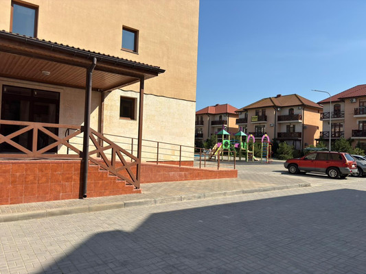 Продам двухкомнатную (2-комн.) квартиру, Сигнальная ул, 2кб, Черноморское пгт