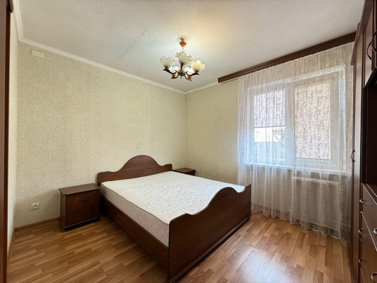 Продам трехкомнатную (3-комн.) квартиру, Ашурова ул, 28кб, Нальчик г