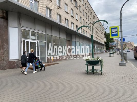 Сдам склад 425,4 м2, Среднеохтинский пр-кт, 5, Санкт-Петербург г