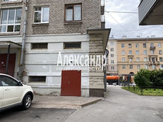 Сдам склад 425,4 м2, Среднеохтинский пр-кт, 5, Санкт-Петербург г