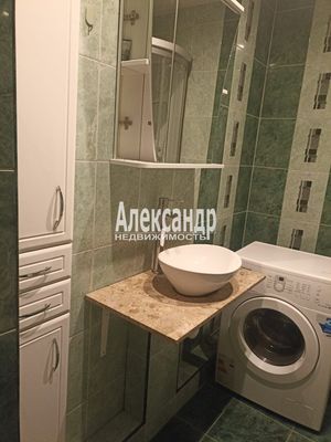 Продам однокомнатную (1-комн.) квартиру, Валерия Гаврилина ул, 3к1, Парголово п